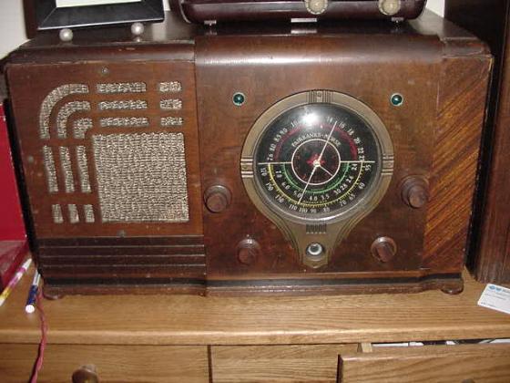 Fairbanks Morse Radio