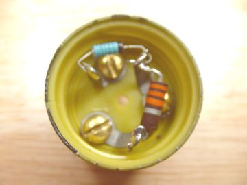 Dave Schmarder's #11 Crystal Radio  Under