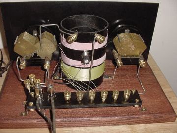 Dave Schmarder's #11 Crystal Radio Back view