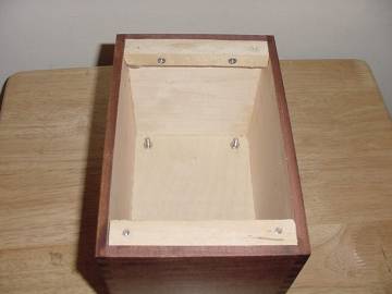 Crystal Radio how the top is held down