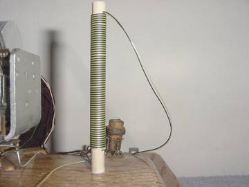 Dave's Reproduction Miller Crystal Radio,  bifiler coil detail view