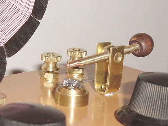 Dave's 17th crystal set catwhisker detector