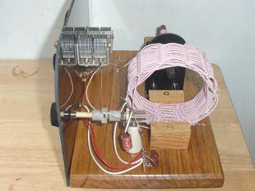 Dave's DX Radio Side View