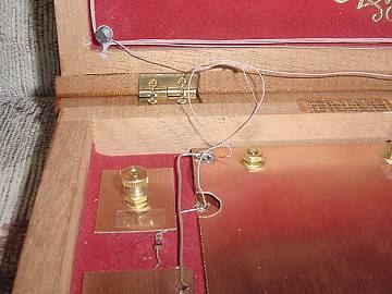Cigar Box Radio Coil and Capacitor Closeup 