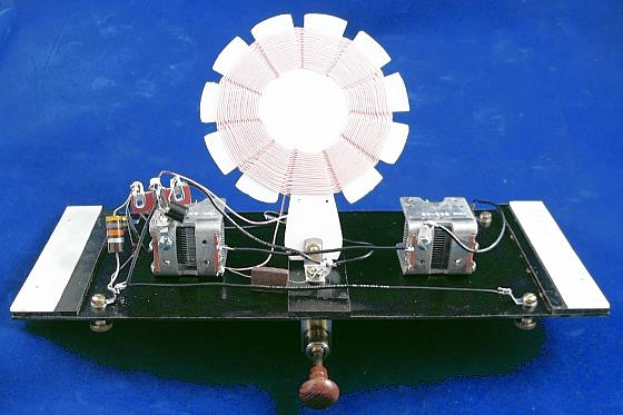 Inside view, Crystal radio 61