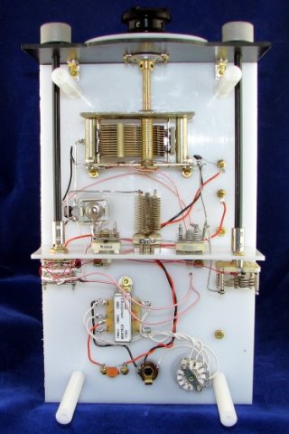 Dave's #71 Crystal Radio, Detector Chassis Under View