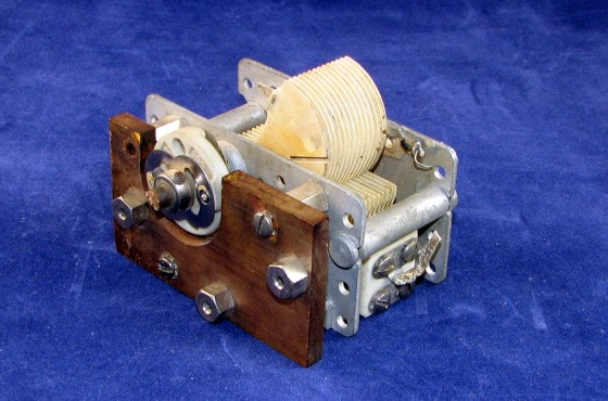 The so called Holy Grail capacitor. The dream of every dx crystal radio builder.