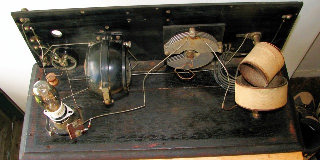 Paragon Radio RD-5 Top View