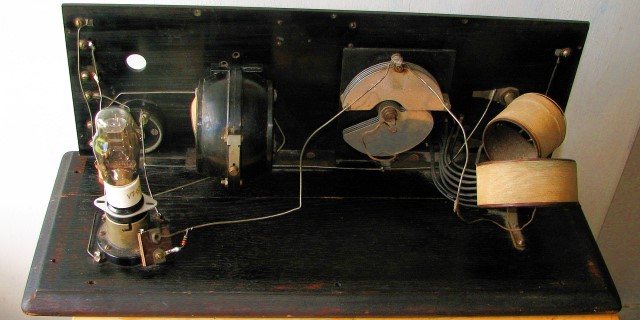 Paragon Radio RD-5 Back View