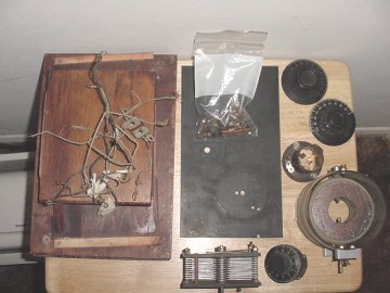 Dave's Homemade Radio Durig Restoration