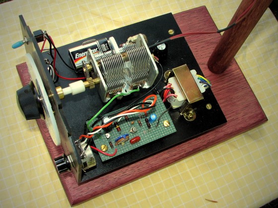 Dave's Homodyne Regen Radio, Side View