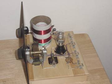 Side view of the #30 triode tube radio.