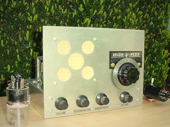 Regenerative radio using a two tubes.