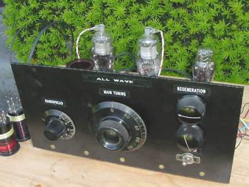 Dave's 3 Tube All Wave Receiver, Front