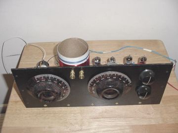Dave Schmarder's 4 Tube Regen Radio, Front Open View