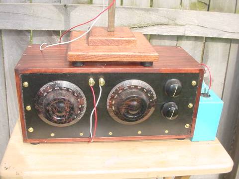 Dave's homemade 4 tube radio with loop antenna, face view