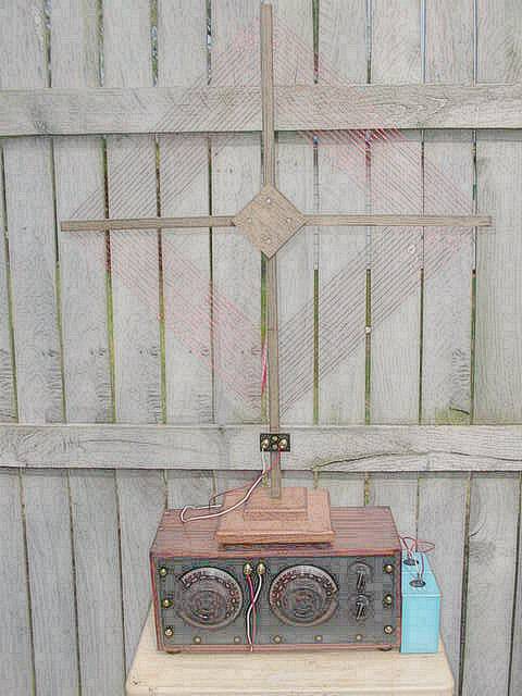 Dave's homemade 4 tube radio with loop antenna