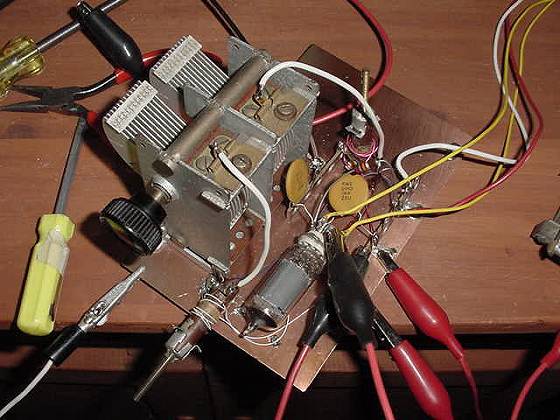 Homemead one tube Digital Radio Mondiale Radio Converter