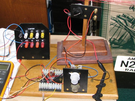 Loop Radio, breadboard stage.