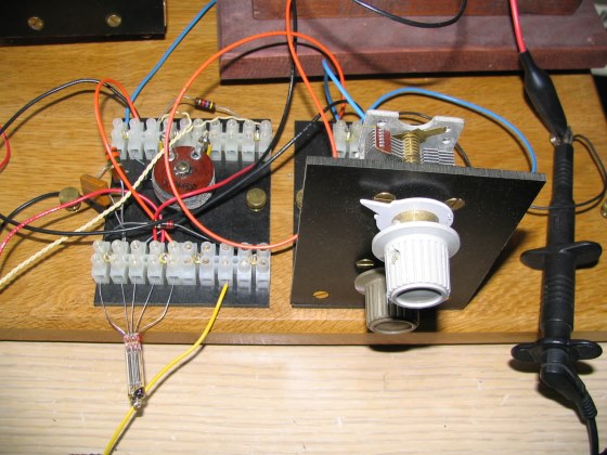 Loop Radio, breadboard stage.