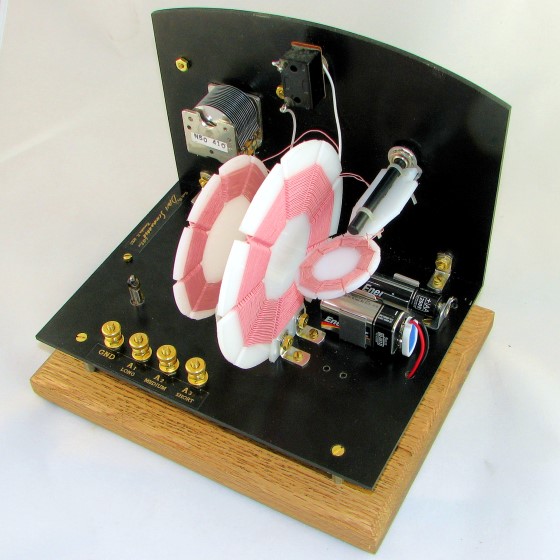 6418 Radio Back View