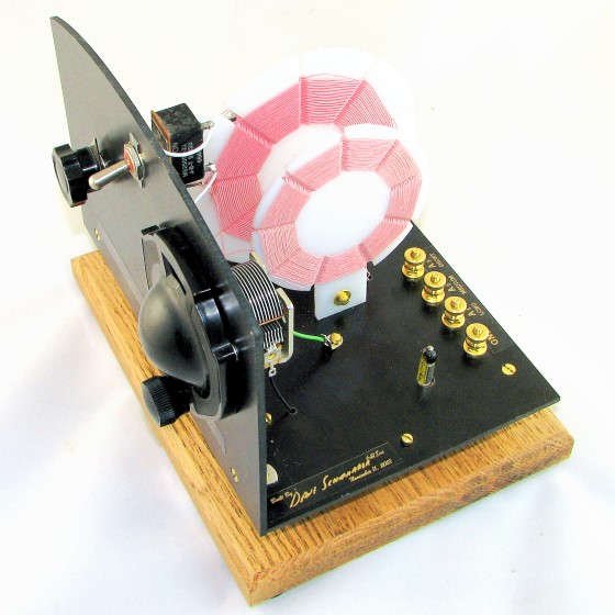 6418 Radio Side View