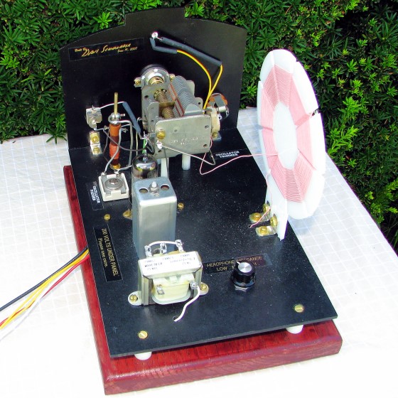 Dave's Homemade Superhet Radio, back view