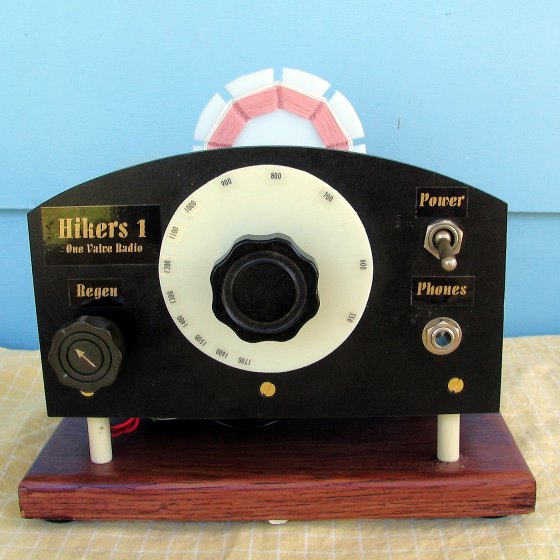 Dave's Homeamde Radios, The Hikers Radio