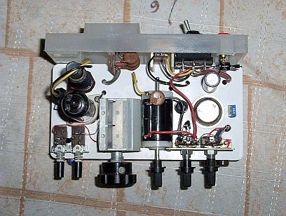 Jara's hybrid tube and transistor radio