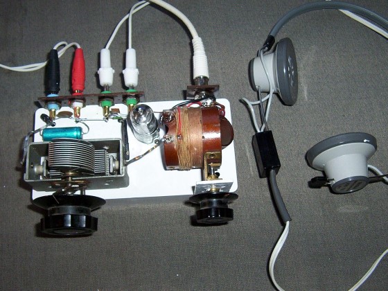 Jara's Single 1T4 Radio