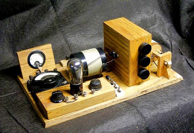 Reproduction of Armstrong's 1912 Regeneration Receiver Patent Idea, Front View