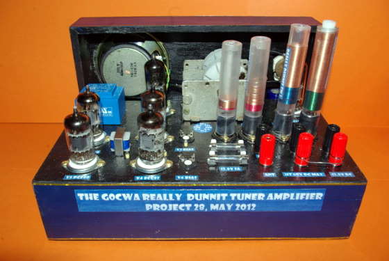 Tube regenerative multiband receiver with valve amplifier. Back View