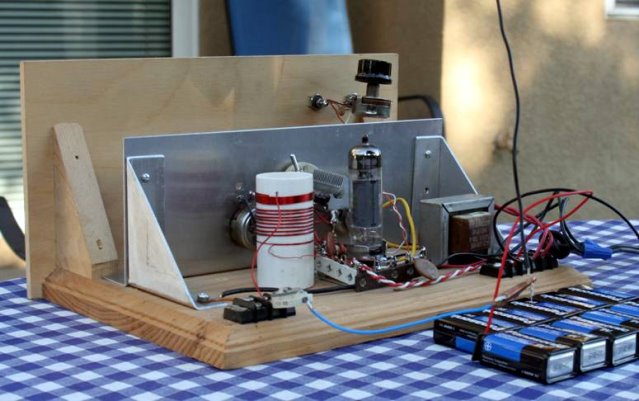 TV Tube Regen Radio back view