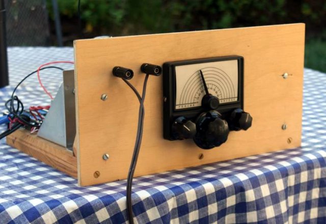 TV Tube Regen Radio front view